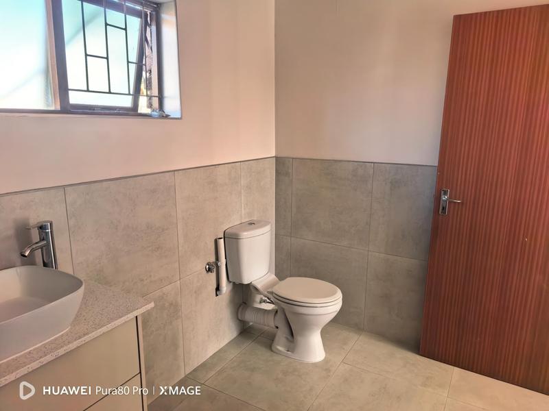 To Let 2 Bedroom Property for Rent in Heiderand Western Cape